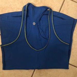 LULULEMON - REVERSIBLE Cool Racerback size 6